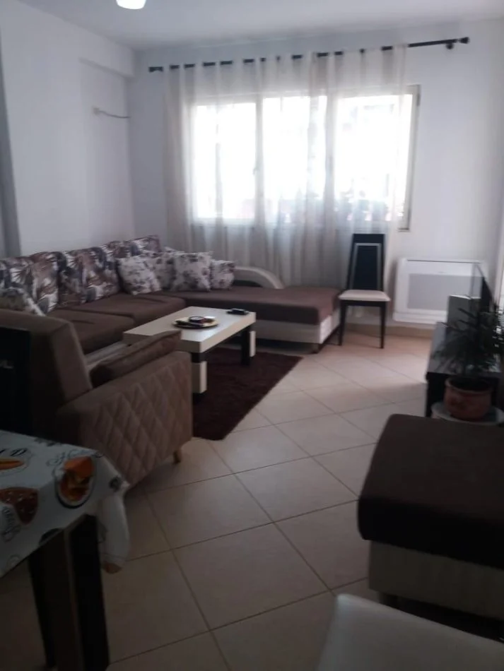 Tirane, shes apartament 1+1+Ballkon Kati 3, 73 m² 93.000 € (Astir)