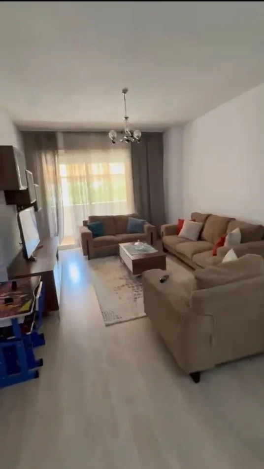 Tirane, jepet me qera apartament 2+1 Kati 4, 110 m² 450 € (Rrethrrotullimi i Astirit tek Raifasen Bank)