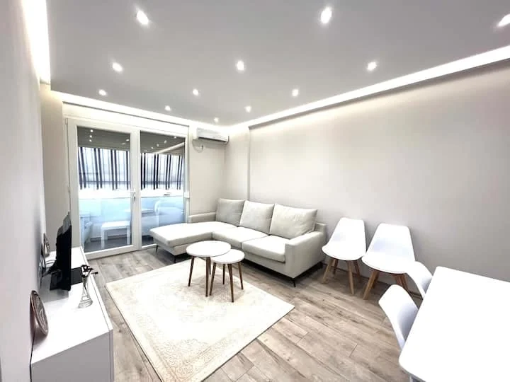 Tirane, shitet apartament 1+1 Kati 2, 54 m² 165.000 € 