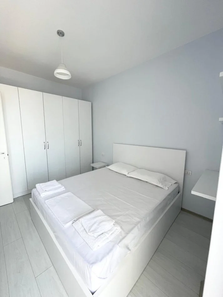 Tirane, jepet me qera apartament 1+1 Kati 2, 56 m² 700 € (Zoja e keshillit te mire)