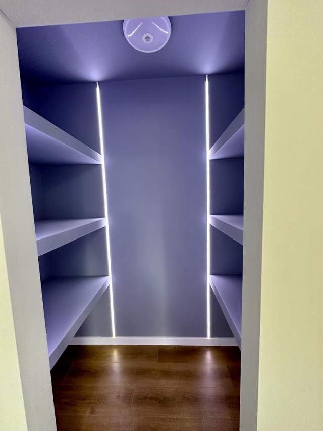 Tirane, shes apartament 1+1 Kati 5, 78 m² 143.000  (TEK MOZAIKU)