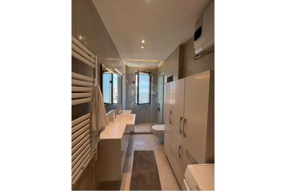 Tirane, jepet me qera apartament 2+1+Aneks+Ballkon Kati 4, 115 m² 1.200 € (Ambasada Amerikane)