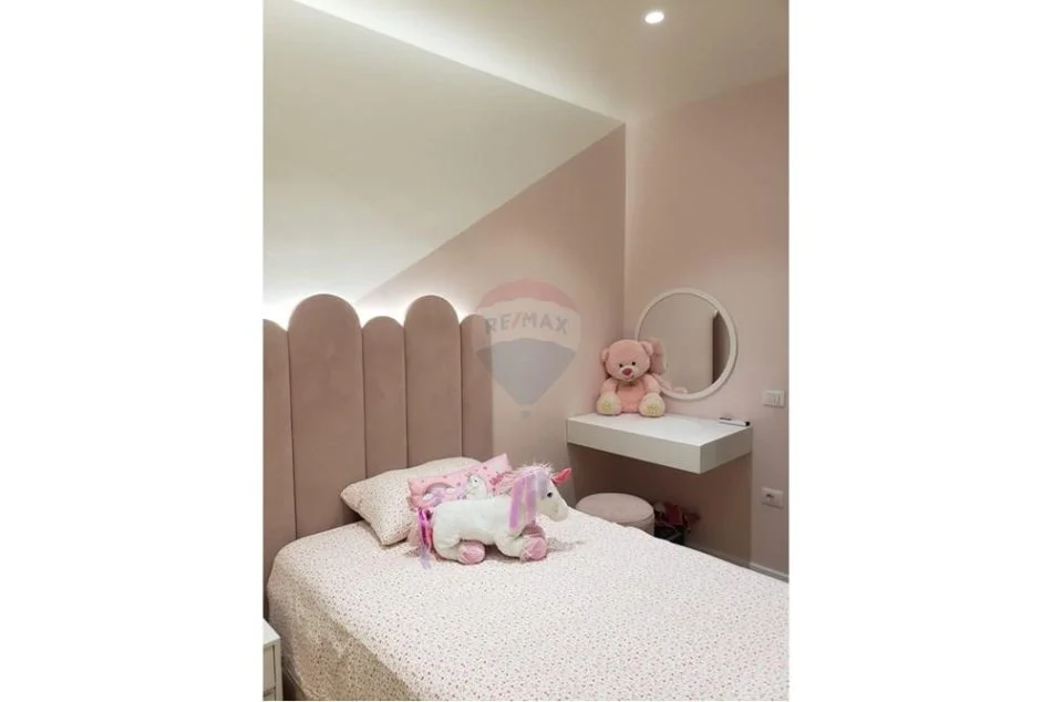 Tirane, shitet apartament 2+1+Aneks+Ballkon Kati 3, 118 m² 230.000 € (Oasis Residence)