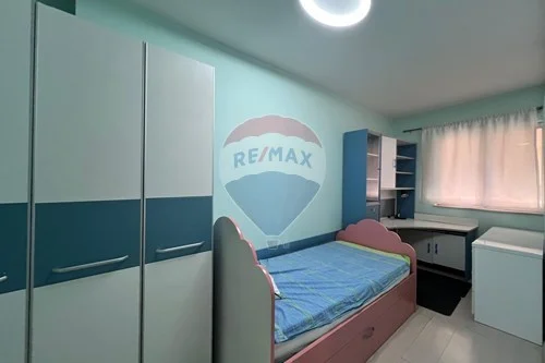 Tirane, jepet me qera apartament 3+1+Aneks+Ballkon Kati 3, 105 m² 750 € (Pazari i Ri)