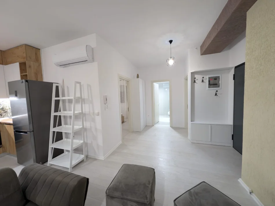 Tirane, jepet me qera apartament 2+1+Ballkon , 100 m² 65,000 ALL (Green City, Prane EGLO)