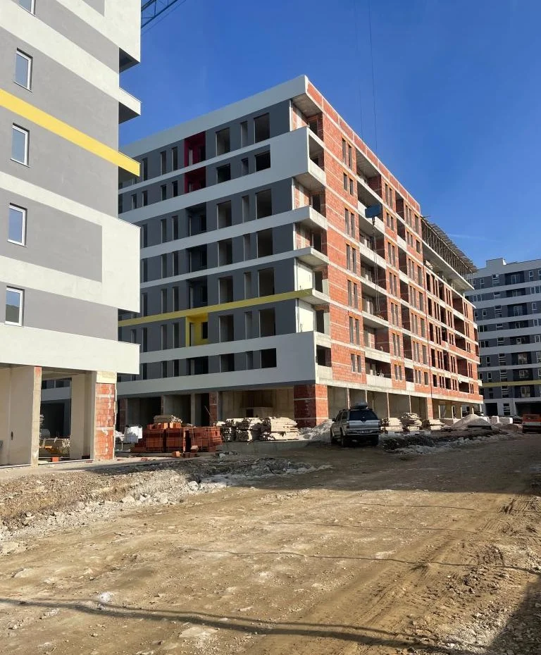 🏡 Shitet Apartament 1+1 – Univers City, pranë QTU-së | Tiranë