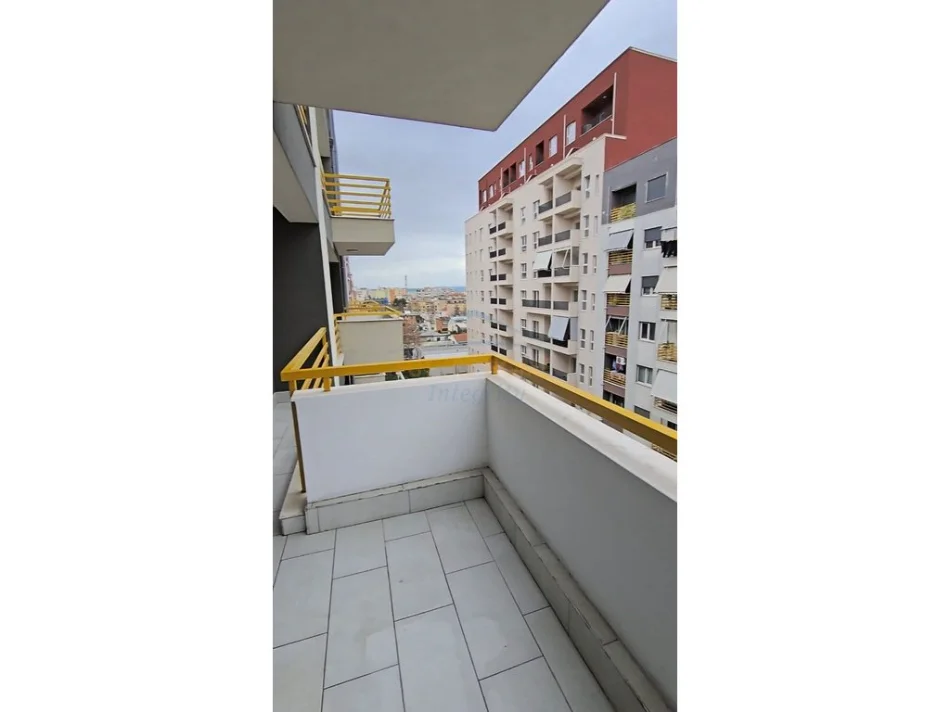 Tirane, jepet me qera apartament 1+1+PARKIM , Kati 6, 82 m² 680 € (Rruga Dritan Hoxha , Kompleksi E-88)