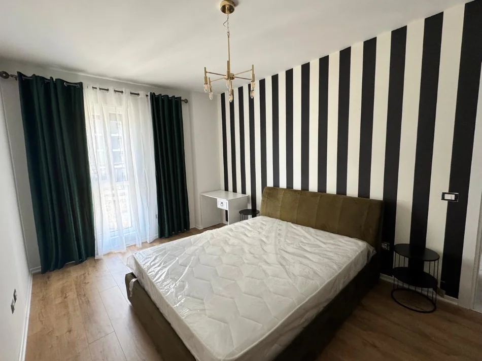 Tirane, jepet me qera 1+1 , 