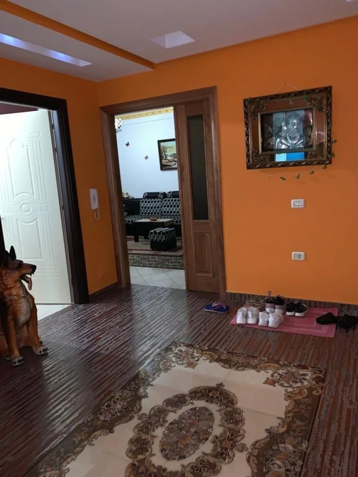 Tirane, jepet me qera apartament 2+1+Aneks+Ballkon Kati 6, 120 m² 400 € (ASTIR)