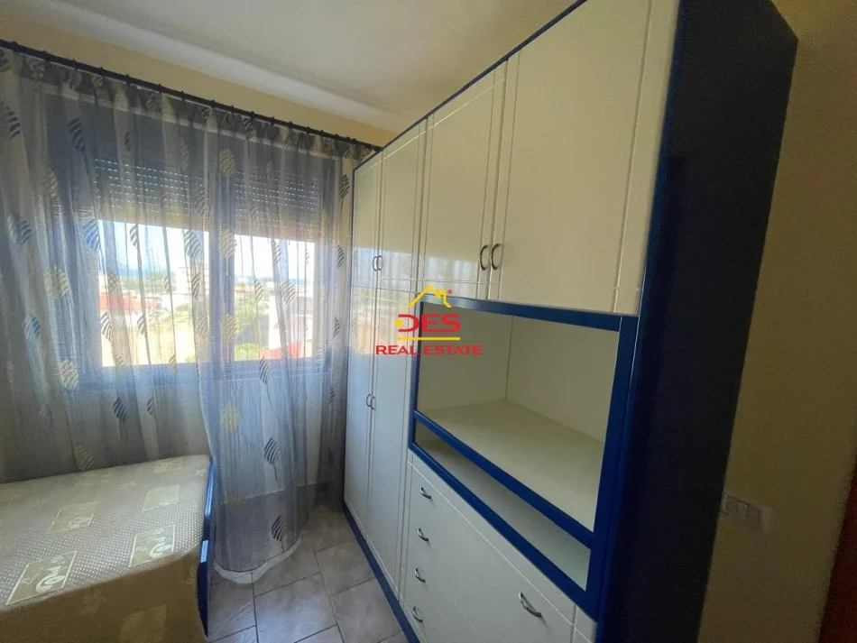 shitet 2+1+Ballkon , (Orikum,Vlorë)