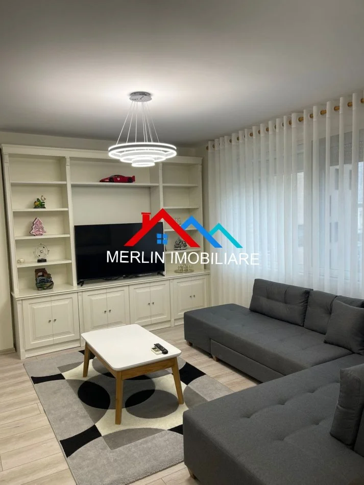 Tirane, jepet me qera apartament 1+1+Ballkon Kati 8, 70 m² 800 € (RRUGA E KOSOVAREVE)