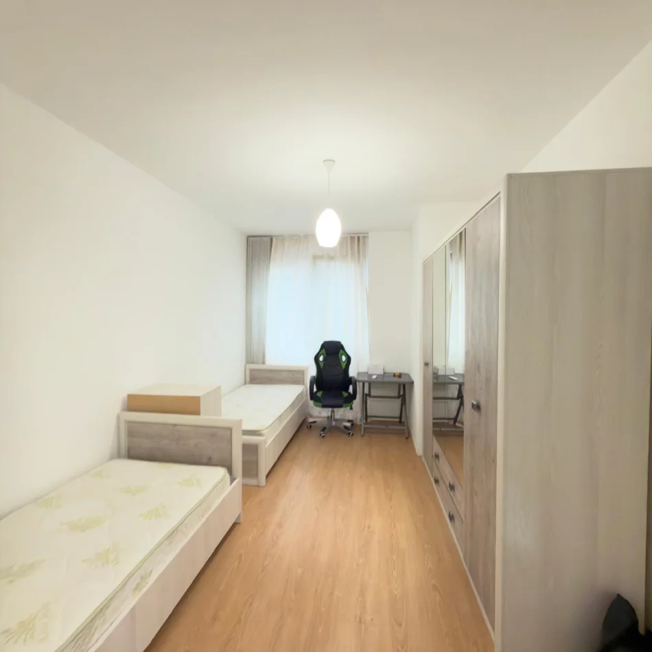 Tirane, jepet me qera apartament 2+1 Kati 2, 108 m² 600 € 