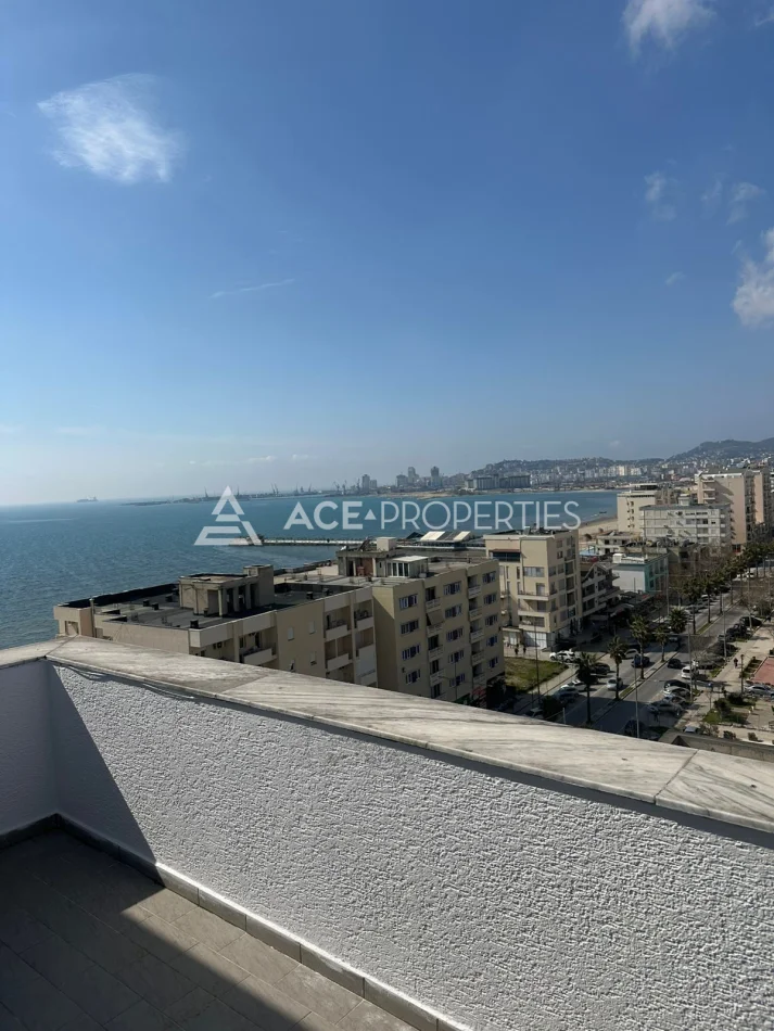 Durres, jepet me qera apartament 2+1+Ballkon Kati 9, 550 € (Plazh, Durres)