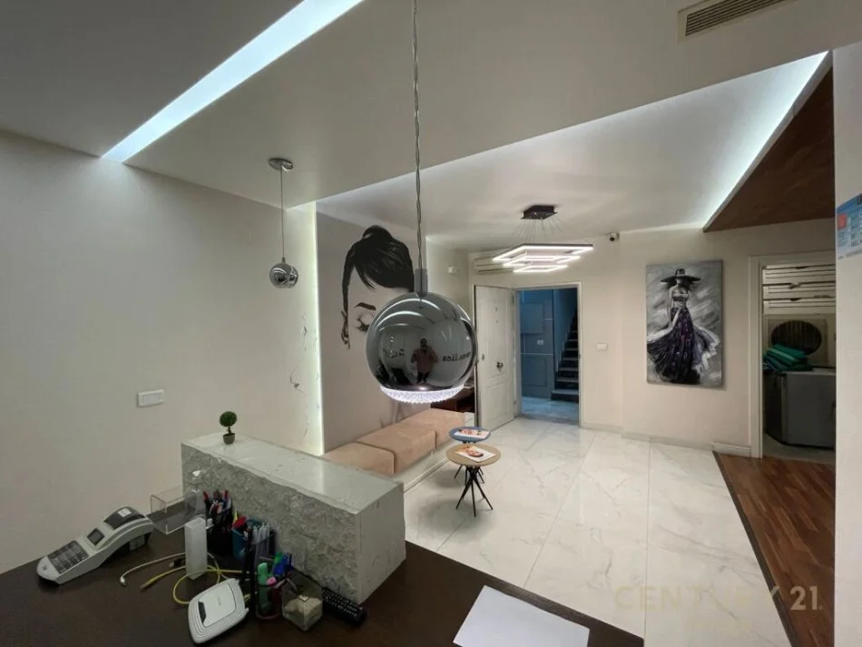 Tirane, shitet apartament 3+1 Kati 3, 152 m² 470.000 € 