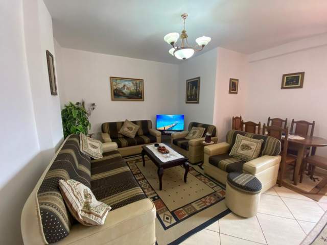 Tirane, jepet me qera apartament 1+1+A+BLK Kati 6, 65 m² 330 Euro (Rruga Xhanfize Keko)