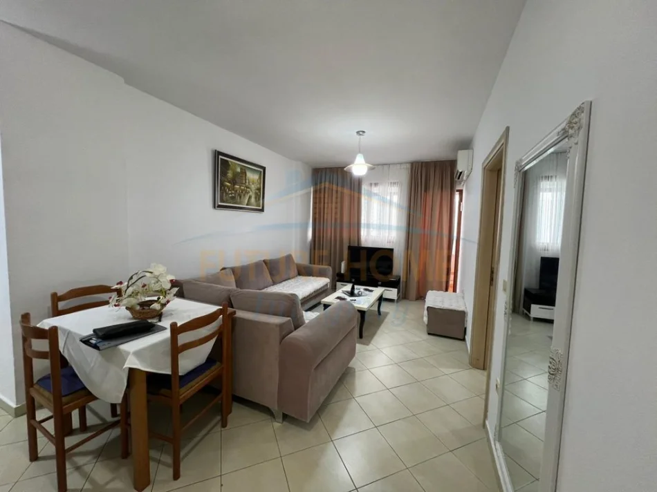 Tirane, shitet apartament 1+1 Kati 5, 54 m² 130.000 € (TREGU ELEKTRIK)