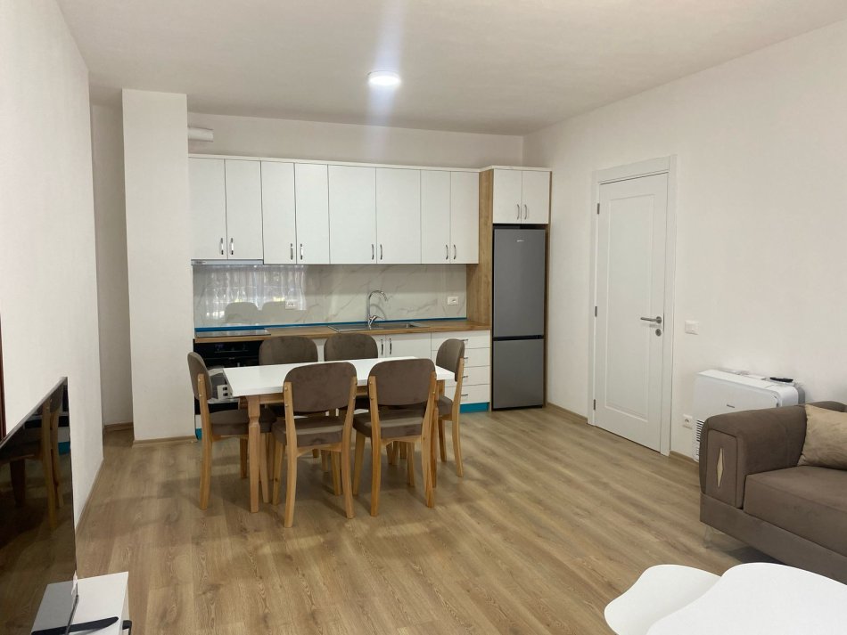 Tirane, jepet me qera apartament 2+1+Aneks+Ballkon Kati 3, 113 m² 650 € (Bulevardi i Ri)