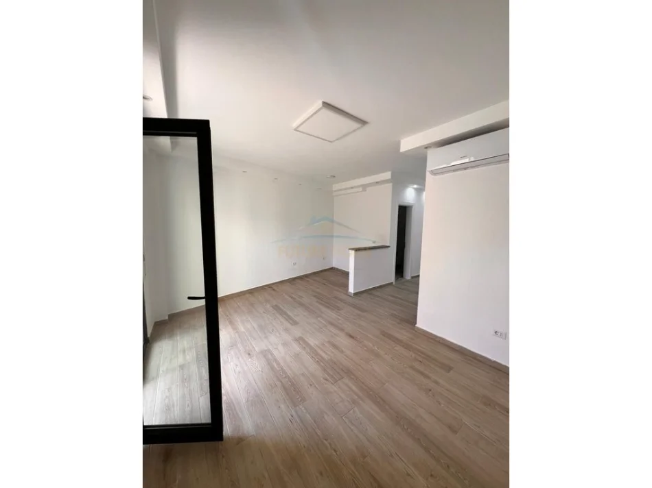 Tirane, shitet apartament 1+1 Kati 2, 71 m² 225.000 € (RRUGA E ELBASANIT)