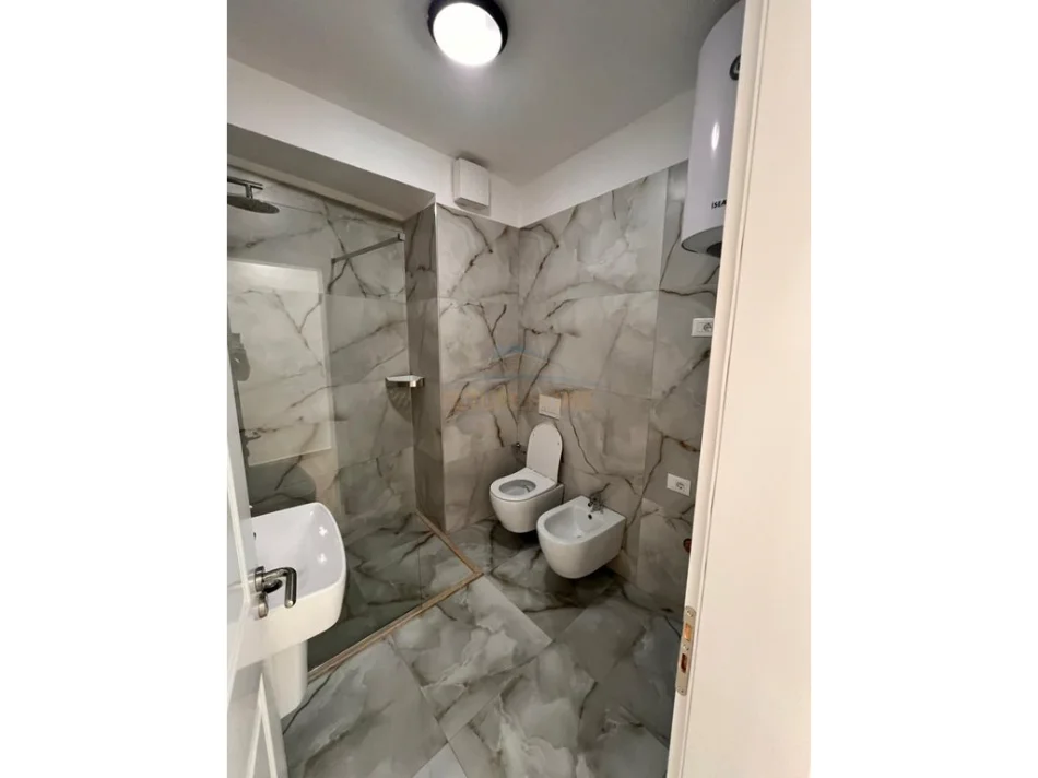 Tirane, shitet apartament 1+1 Kati 2, 71 m² 225.000 € (RRUGA E ELBASANIT)