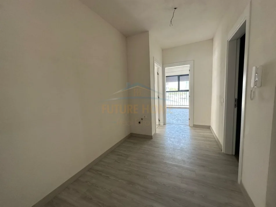 Tirane, shitet apartament 3+1+2 Kati 1, 147 m² 275.000 € (BULEVARDI I RI)