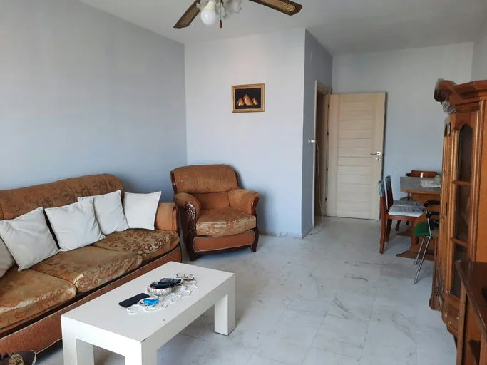 Tirane, jepet me qera apartament 2+1+Ballkon Kati 9, 100 m² 500 € (Rruga "Dritan Hoxha")