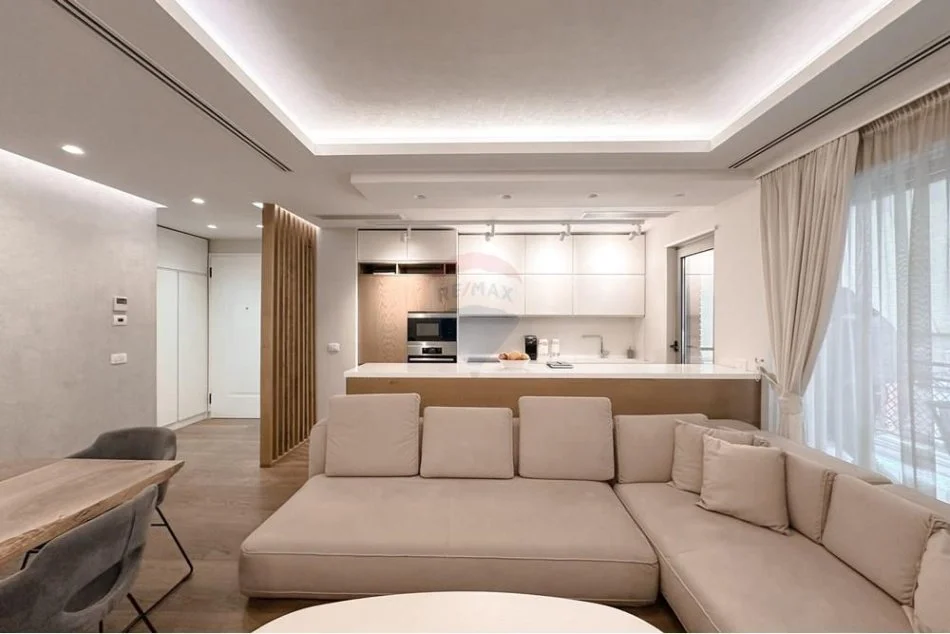 Tirane, jepet me qera apartament 2+1+Aneks+Ballkon Kati 3, 120 m² 1.400 € (Kompleksi Delijorgji)