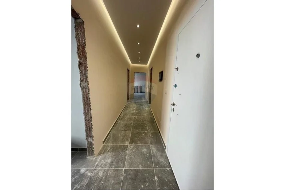 Tirane, shitet apartament 2+1+Aneks+Ballkon Kati 3, 91 m² 100.980 € (rruga Thesarit)