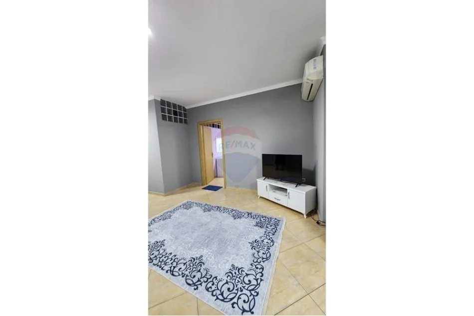 Tirane, jepet me qera apartament 2+1+Ballkon Kati 1, 100 m² 650 € (DON BOSKO)
