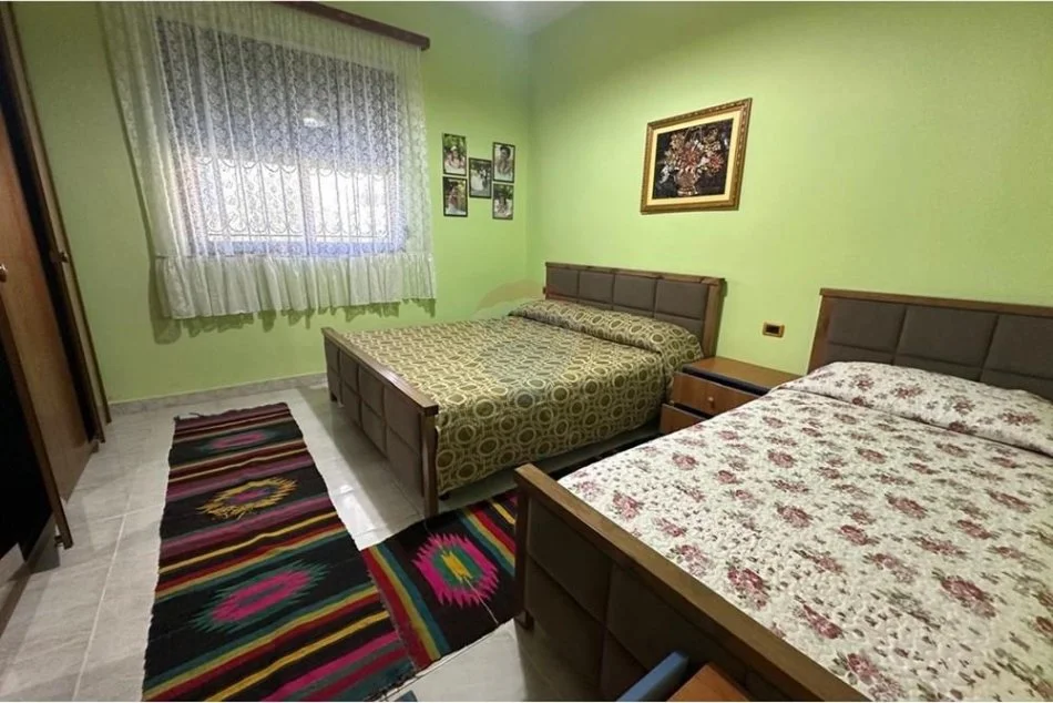 Tirane, jepet me qera apartament 1+1 , 94 m² 480 € (Shkoze)