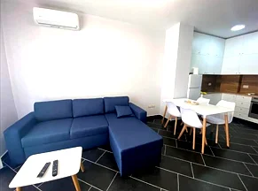 Durres, shitet apartament 1+1+Ballkon Kati 8, 60 m² 84.000 € (SHKEMBI KAVAJES)