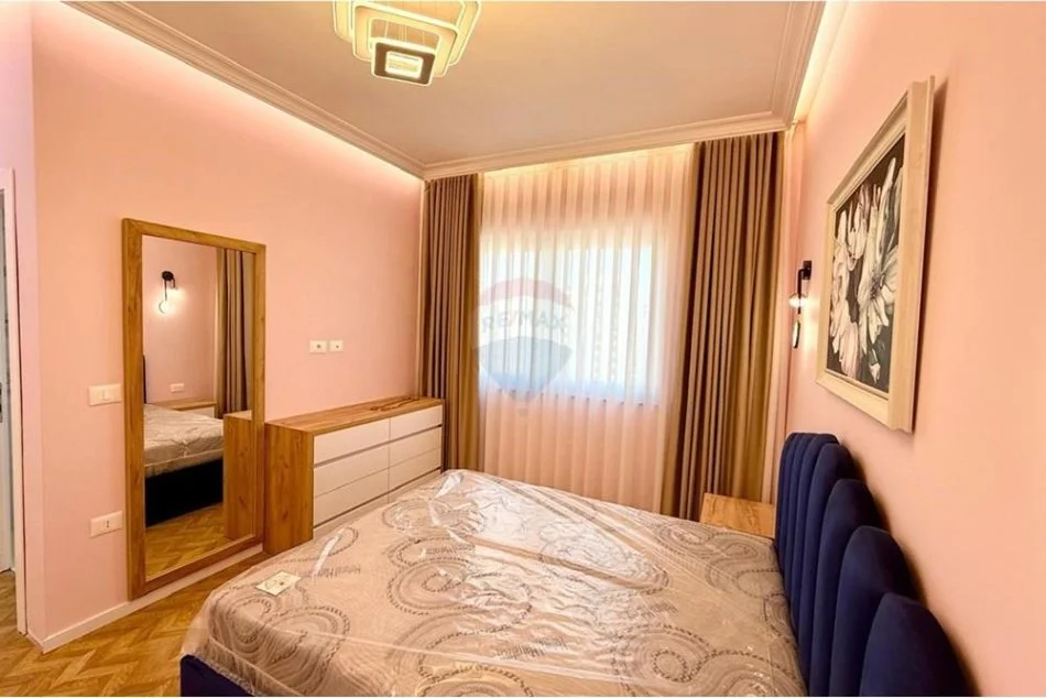 Tirane, jepet me qera apartament 2+1 Kati 6, 120 m² 700 € (Fusha Aviacionit)