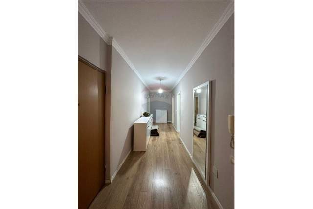 Tirane, jepet me qera apartament 3+1 Kati 2, 122 m² 650 Euro (Komuna e Parisit)