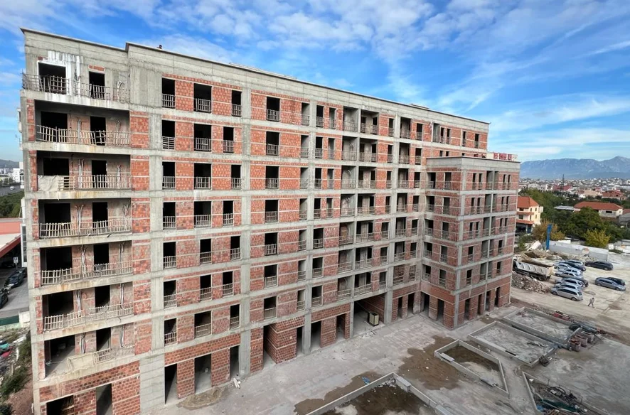 Tirane, shitet apartament 2+1+Ballkon Kati 2, 94 m² 117.500 € (SHESHI SHQIPONJA)