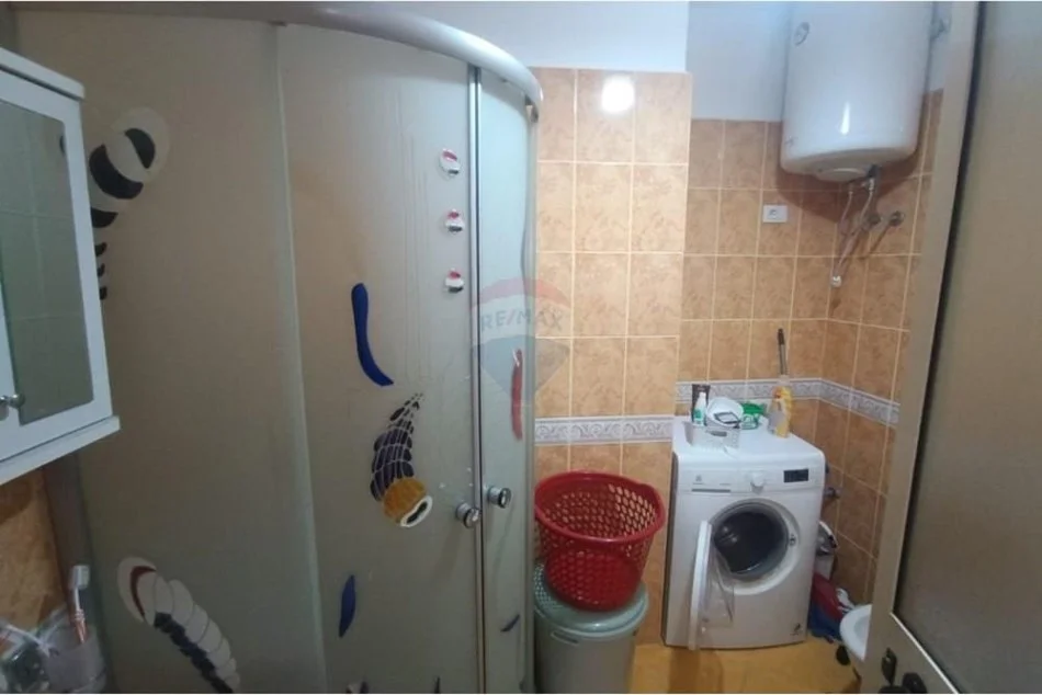 Tirane, jepet me qera apartament 3+1+Aneks+Ballkon Kati 5, 115 m² 600 € (Fresku)