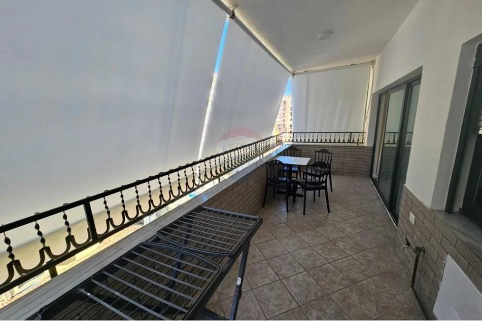 Tirane, jepet me qera apartament 2+1+Aneks+Ballkon Kati 5, 104 m² 1.000 € (Myslym Shyri)