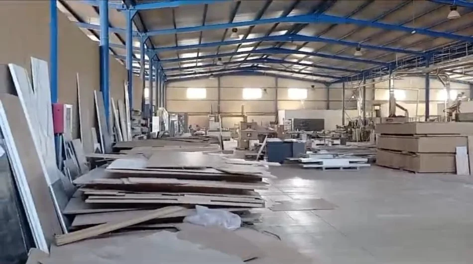 Durres, jepet me qera magazine Kati 0, 5.750 m² 6.500 € (Autostrada Durres)