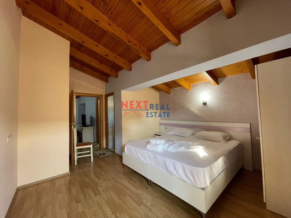 Vlore, jepet me qera apartament 1+1+Ballkon , 400 € (PLAZH I VJETER)