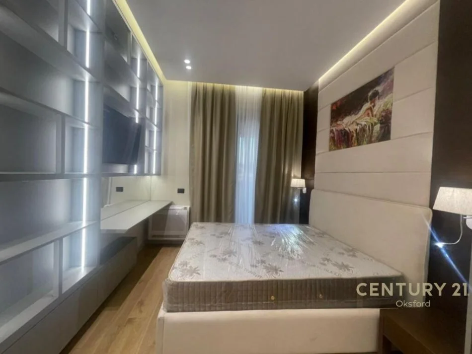 Tirane, jepet me qera apartament 1+1, Kati 2, 66 m² 750 € (Rruga e Kavajes)