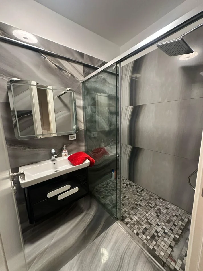 Tirane, shitet apartament 2+1 Kati 3, 129 m² 355.000 € 