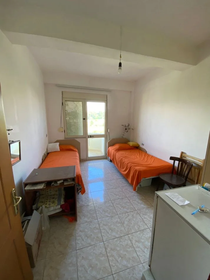 Durres, shitet apartament 1+1+Ballkon Kati 3, 61 m² 65.000 € (Golem)