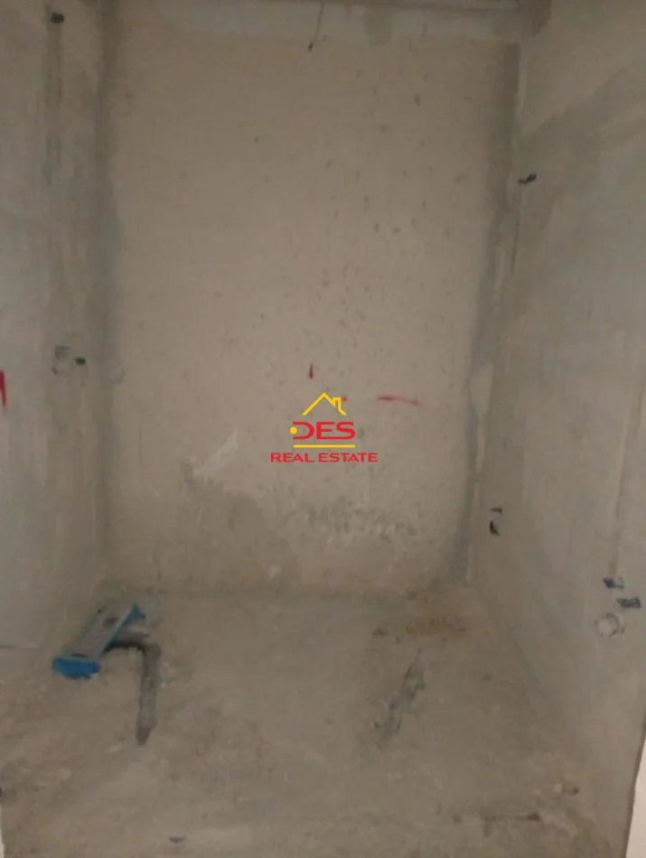 Vlore, shitet apartament 2+1+Ballkon Kati 2, 98 m² (Rruga Fiqirete Musta)