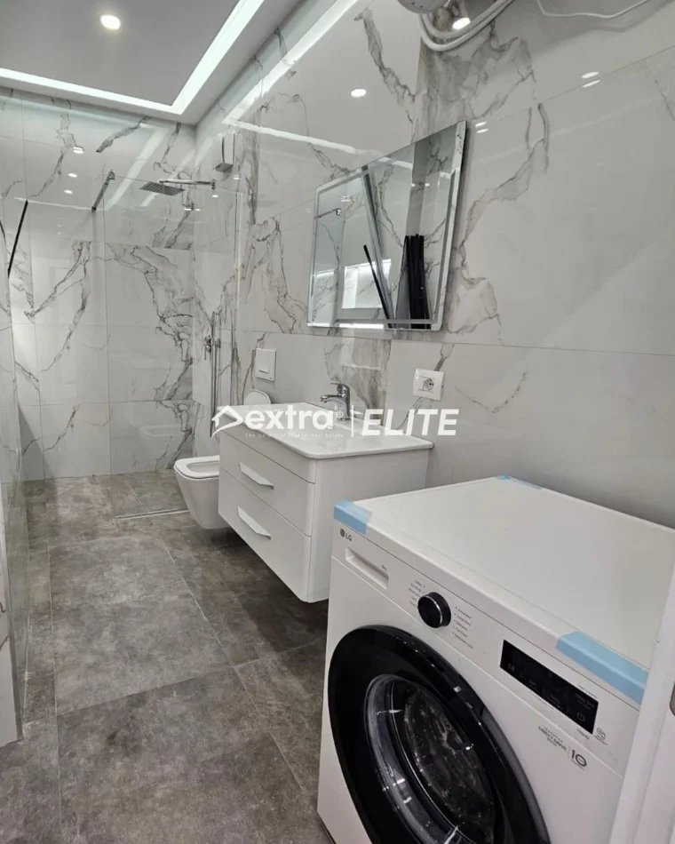 Tirane, jepet me qera apartament 2+1+Ballkon Kati 0, 110 m² 1.000 € (Zogu i Zi)