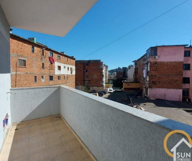 Shkoder, shitet apartament 1+1+BLK Kati 2, 73 m² 43.800 Euro (Bahce te Cakajve)