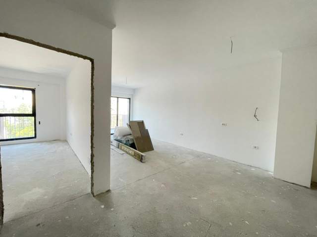 Tirane, shes apartament 1+1+A+BLK Kati 4, 78 m² 132.500 Euro (KOMPLEKSI DINAMO)