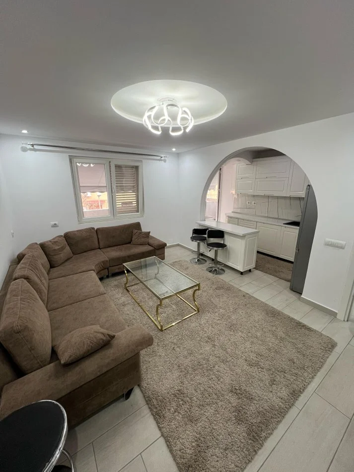 Tirane, shitet apartament 2+1 Kati 3, 83 m² 158.000 € (Rruga e Kavajes)
