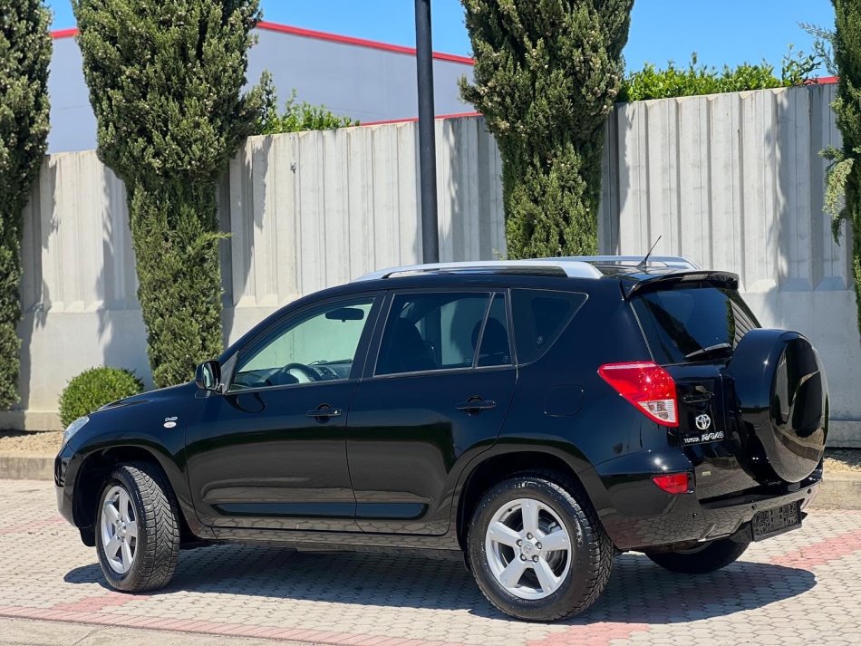 TOYOTA RAV4 - 2.2 NAFTE 👉 2008 👈 kambio MANUALE 6.700 €