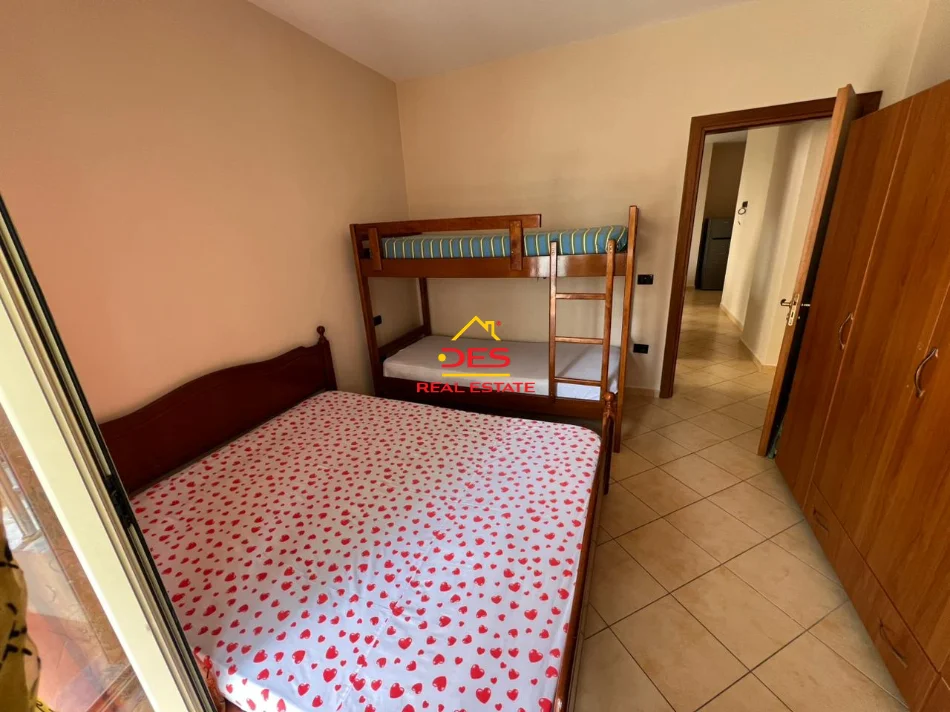 Vlore, shitet apartament 1+1+Ballkon Kati 2, 63 m² (Lungomare)