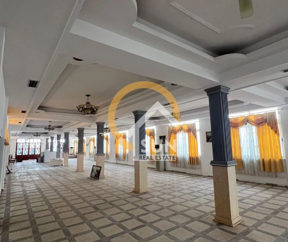 Shkoder, jepet me qera ambjent biznesi Kati 1, 720 m² 500 € (BAHCALLEK, SHKODER)