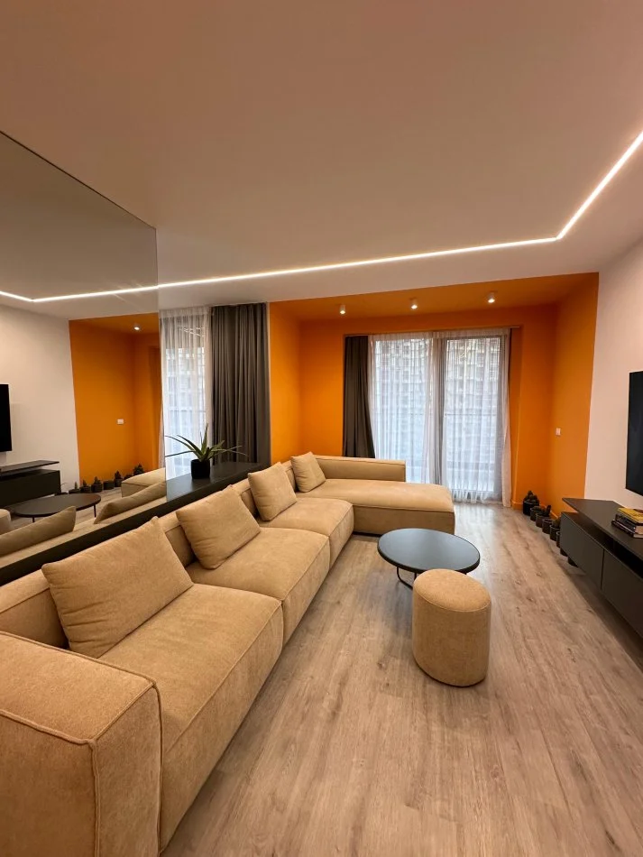 Tirane, jepet me qera apartament 2+1 Kati 6, 130 m² 900 € (Turdiu)