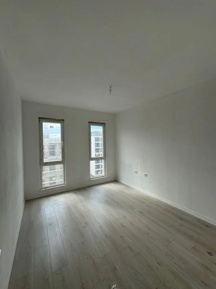 Tirane, shitet apartament 2+1+Ballkon Kati 6, 92 m² 92.000 € (Univers City Okazion 1000€/m2 Gati Per Banim)